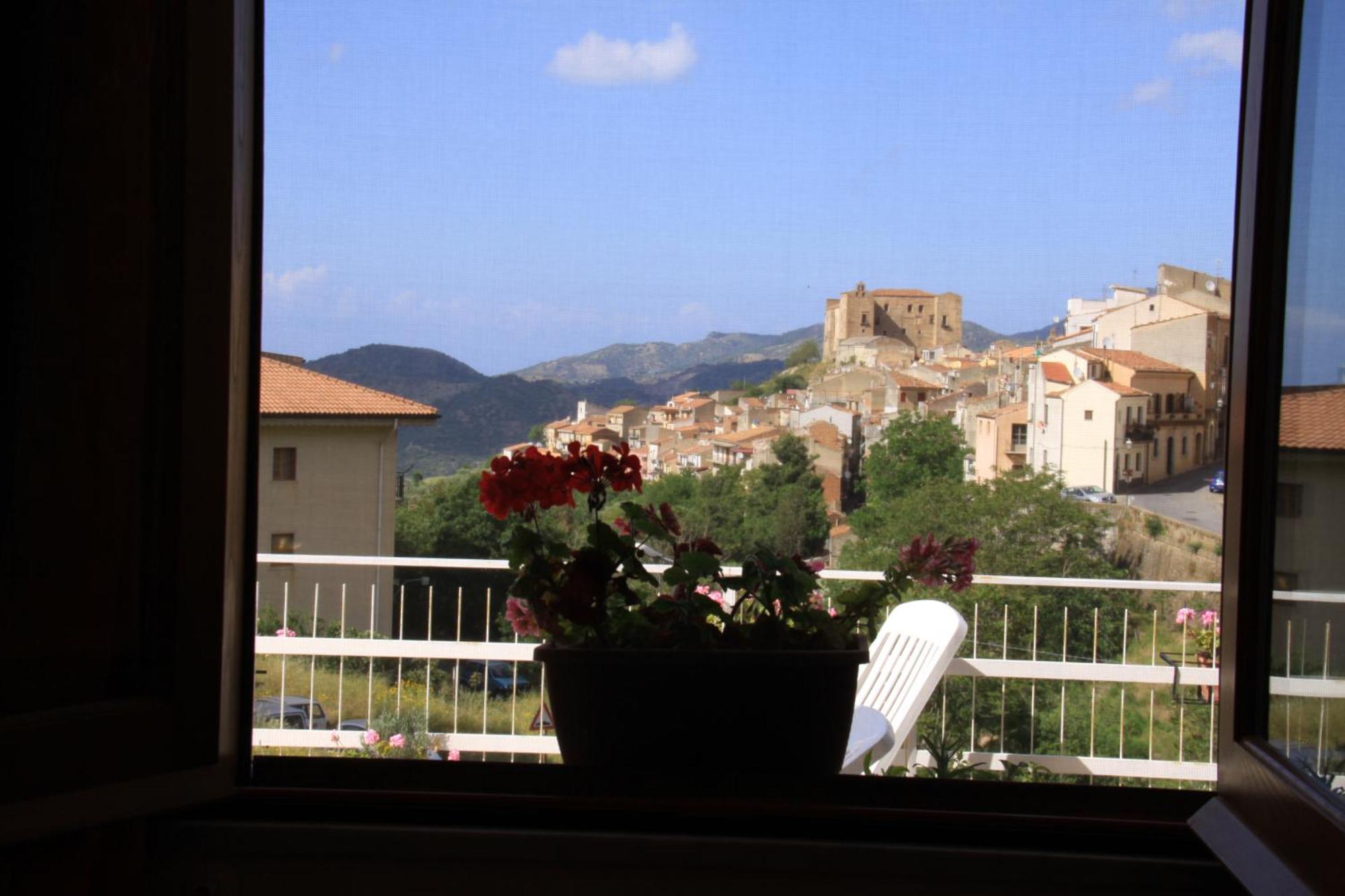B&B Panorama Castelbuono  Luaran gambar
